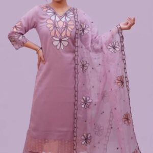 Salwar suit